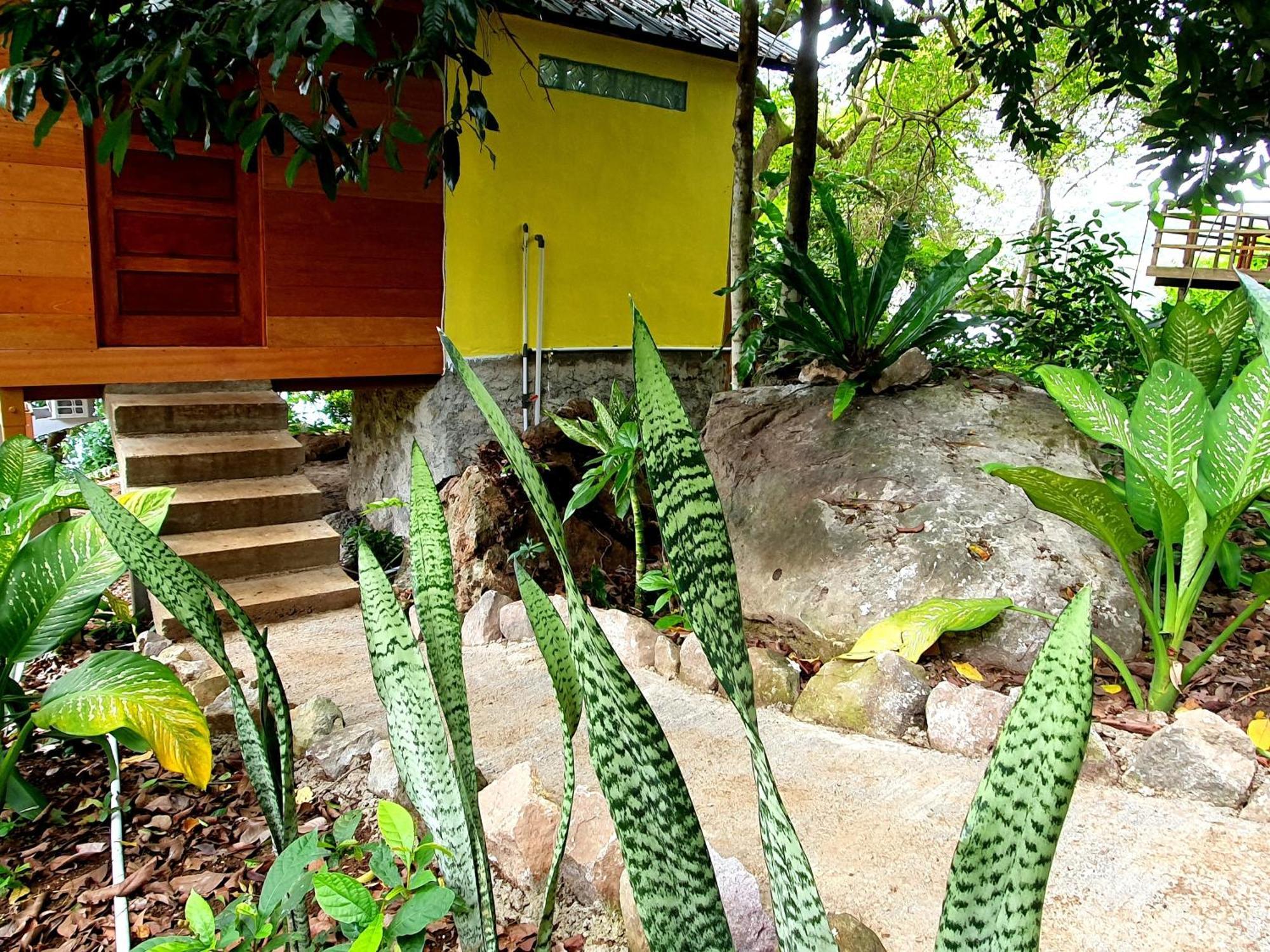 Santi Garden Bungalows Iboih Luaran gambar