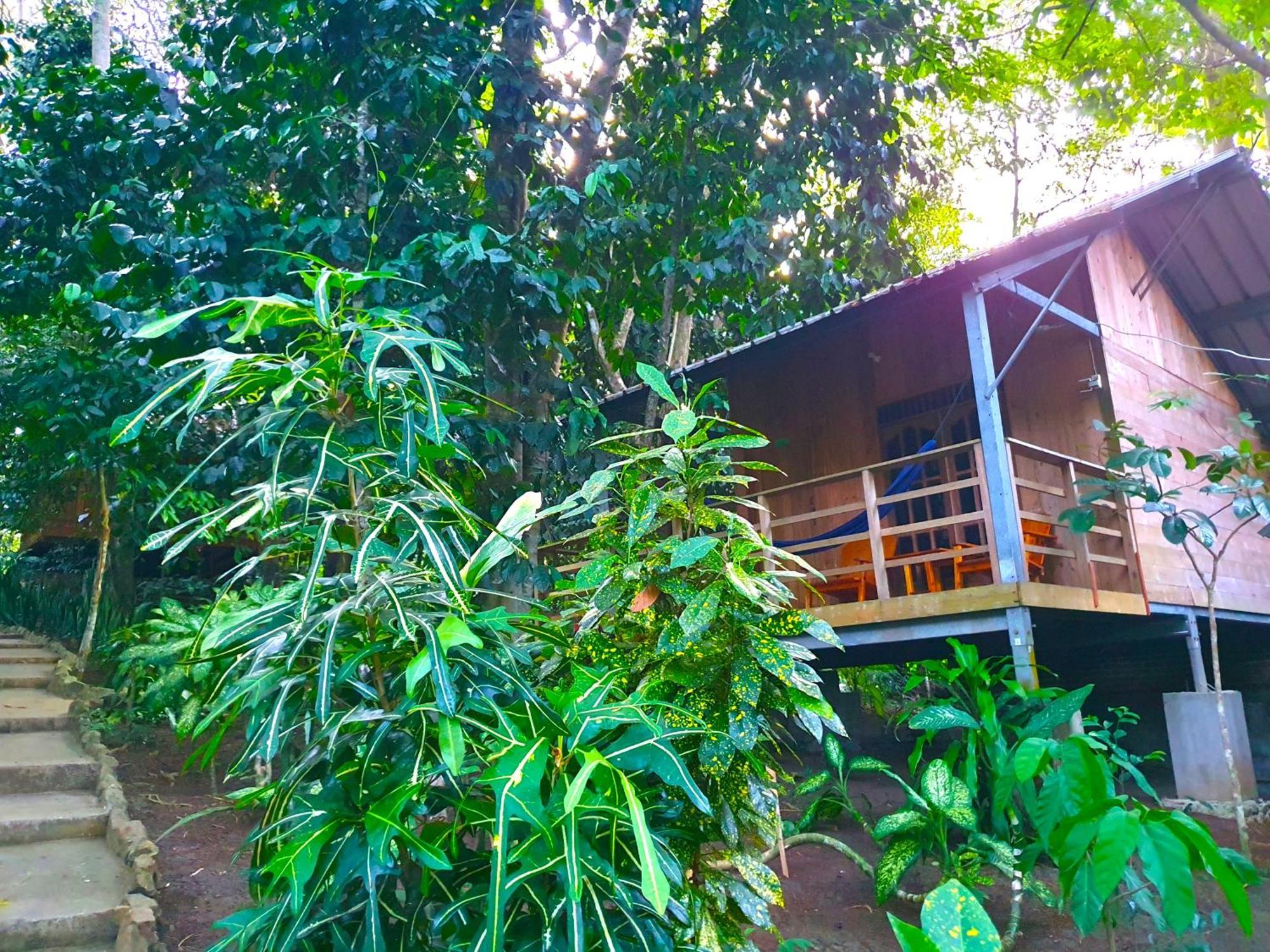 Santi Garden Bungalows Iboih Luaran gambar